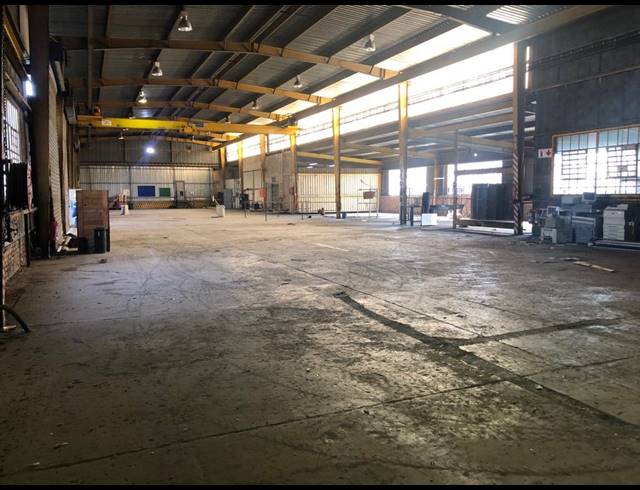 12,598M² WAREHOUSE FOR SALE IN GERMISTON SOUTH